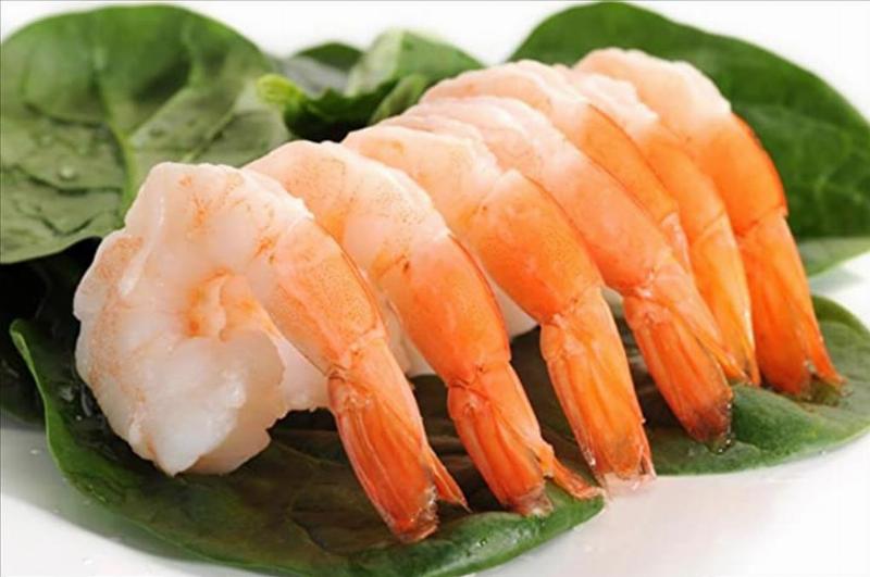 Sản phẩm tôm Việt Nam được chế biến và đóng gói xuất khẩu