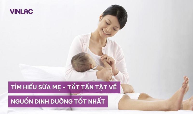 Hình ảnh so sánh giữa sữa mẹ tươi tốt và sữa mẹ đã bị hỏng