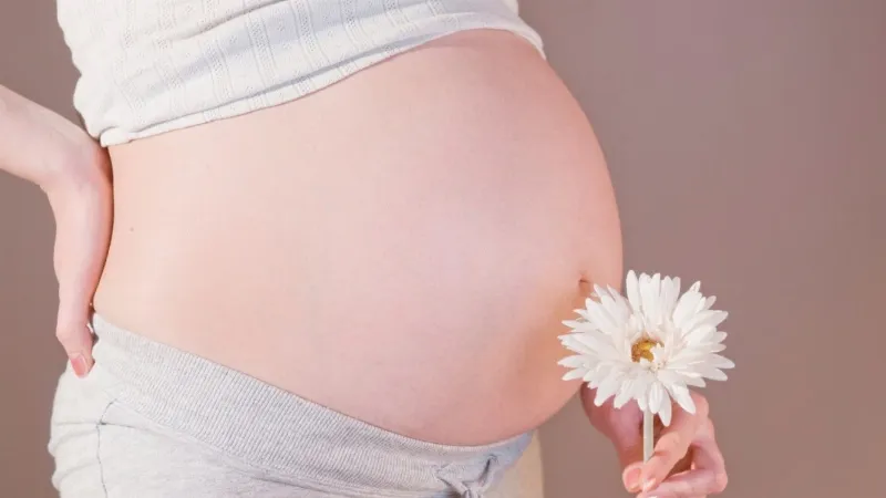 Thay đổi nội tiết tố khi mang thai