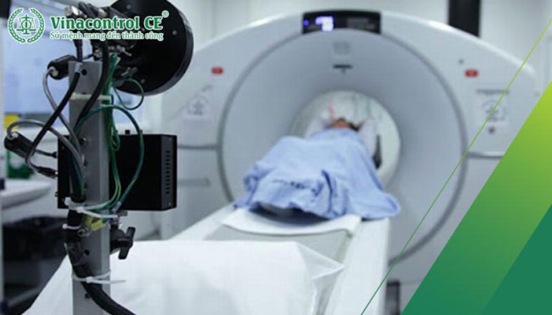 Minh họa tương tác của tia X với nguyên tử gây ion hóa