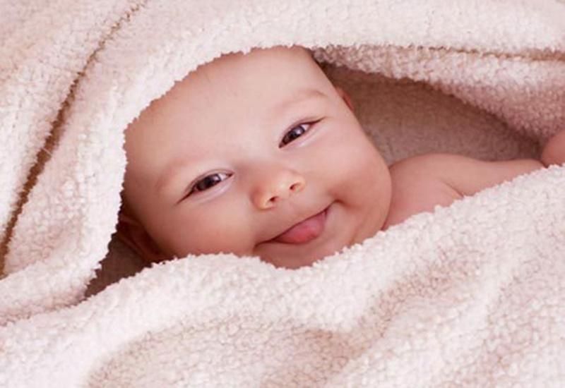 Hiểu các mốc phát triển giấc ngủ giúp giải tỏa lo lắng về trẻ 2 tháng tuổi ngủ xuyên đêm không bú