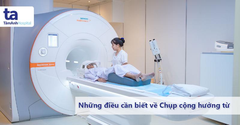 Hình ảnh minh họa lực từ tác dụng lên vật thể kim loại, giúp hiểu công thức tính lực từ