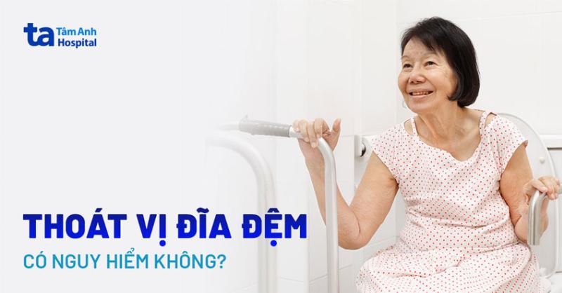 Hình ảnh minh họa phương pháp đĩa để tính thể tích khối tròn xoay, cho thấy các lát cắt hình đĩa mỏng.