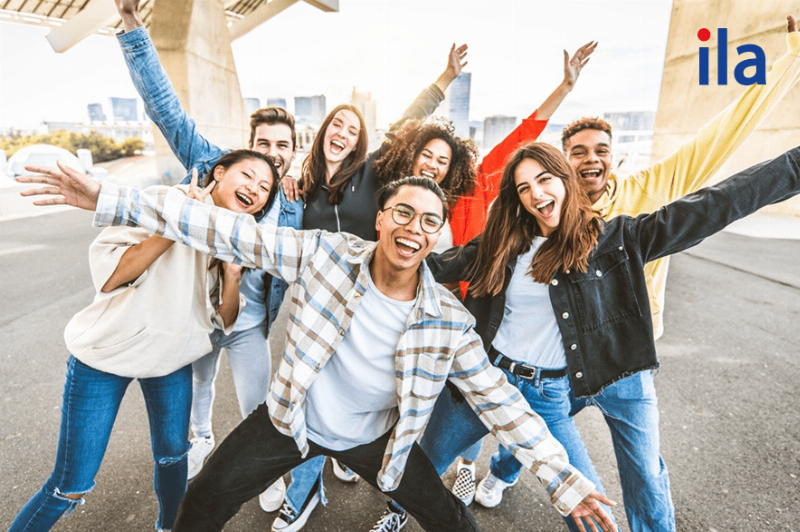 Hình ảnh minh họa tên game đôi hoặc tên team thể hiện sự gắn kết và tinh thần đồng đội trong game
