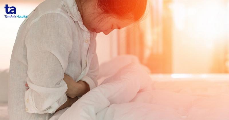Minh họa u nang buồng trứng có thể gây đau bụng dưới sau khi quan hệ tình dục